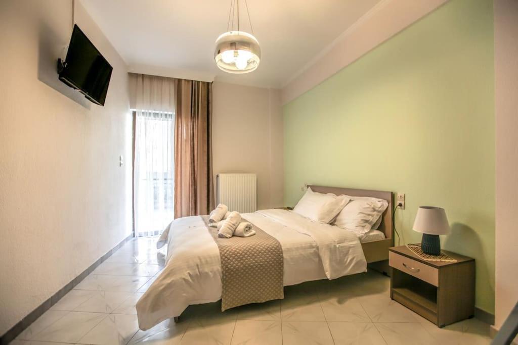 Del Sol #5 Meteora Luxurious Family Suites Kalampáka Buitenkant foto
