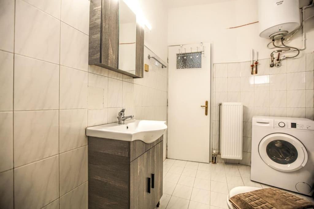 Del Sol #5 Meteora Luxurious Family Suites Kalampáka Buitenkant foto